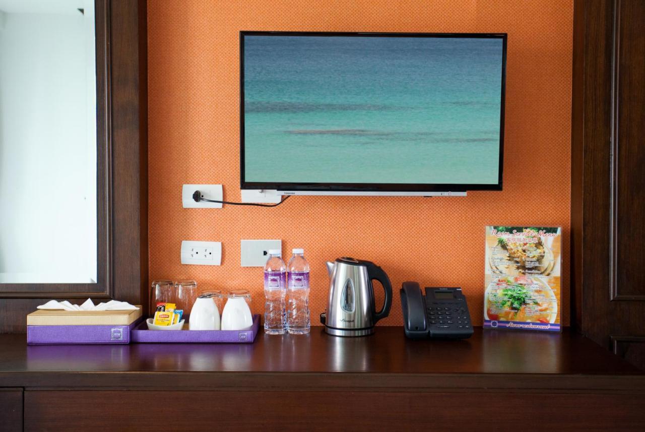 Supicha Pool Access Hotel - Sha Plus Phuket Eksteriør billede
